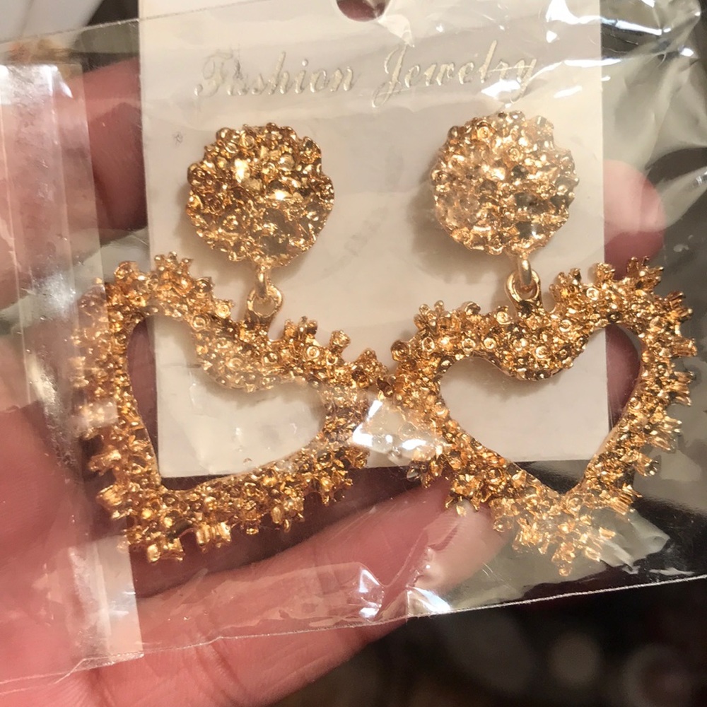 New Heart shaped drop earrings